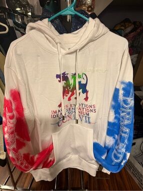 Dreamland White Tie-Dye Sleeve Graphic Hoodie with Multicolor Lion Print XL